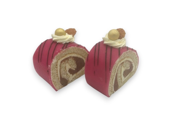 AARDBEI CREME GEBAK&nbsp;2 stuks